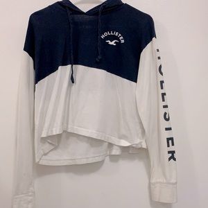 White and navy blue crop top